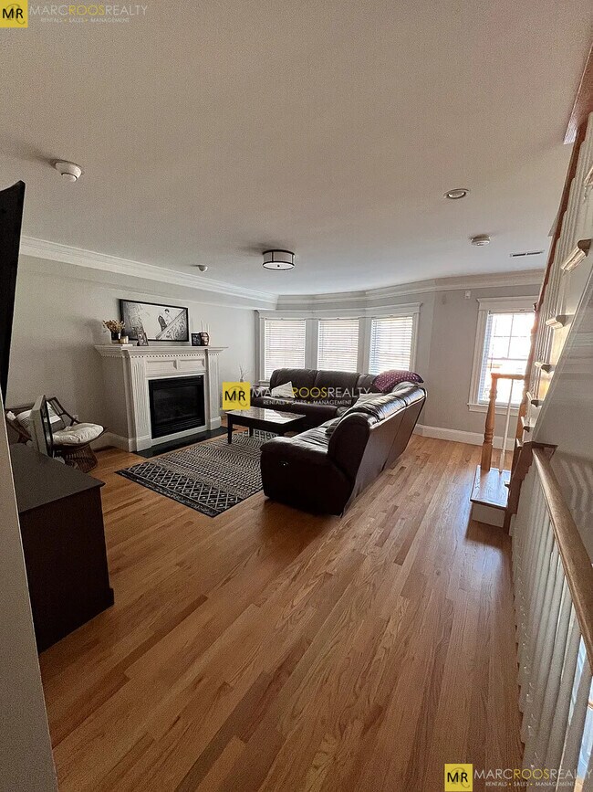 153 D St in Boston, MA - Building Photo - Building Photo