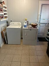 244 Newbury Ave in Quincy, MA - Building Photo - Building Photo