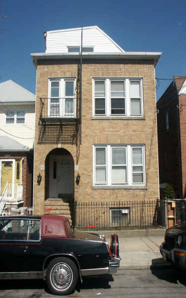 646 Edison Ave in Bronx, NY - Building Photo