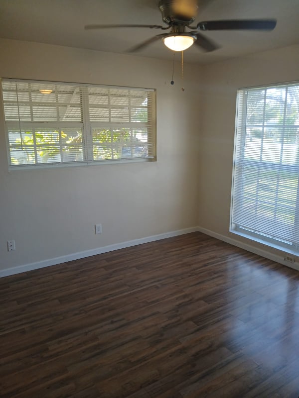 property at 359 W Dayton Cir