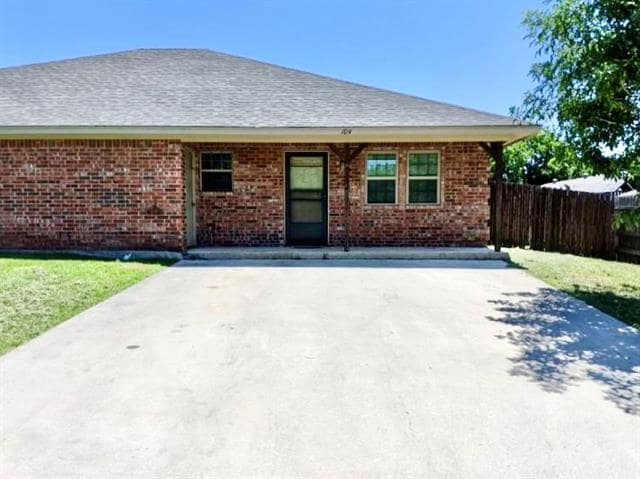 property at 104 N Workman Rd