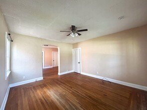 6338 Hamilton Ave in Cincinnati, OH - Building Photo - Building Photo