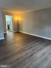 1296 Holmespun Dr in Pasadena, MD - Building Photo - Building Photo