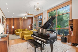 14 Tall Tree Ct in Cold Spring Harbor, NY - Building Photo - Building Photo