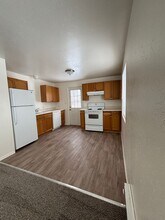 715 S Woodberry St in Moses Lake, WA - Building Photo - Building Photo