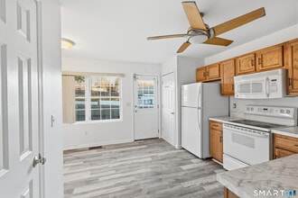 135 Bucks Hl Rd in Waterbury, CT - Building Photo - Building Photo