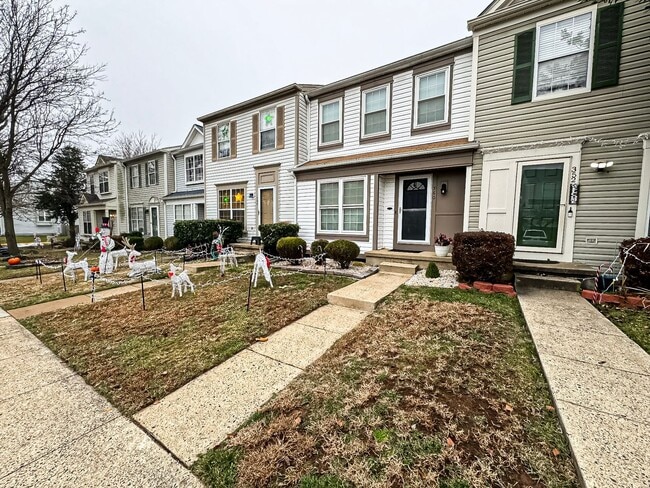 property at 350 Stable View Terrace NE