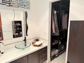 9410 SW 78th St in Miami, FL - Building Photo - Building Photo