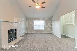 1547 Doe Ln in Greenwood, IN - Building Photo - Building Photo