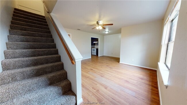 2807 Longmire Dr, Unit A in College Station, TX - Building Photo - Building Photo