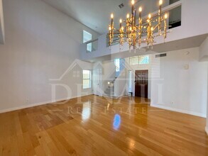 14204 N 100th Pl in Scottsdale, AZ - Building Photo - Building Photo