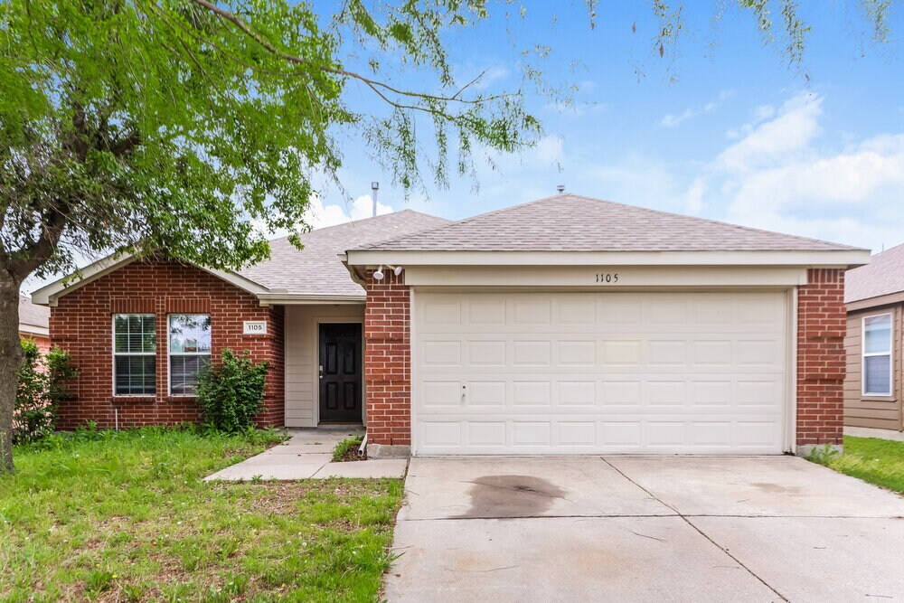 1105 Alexandria Dr in Forney, TX - Building Photo