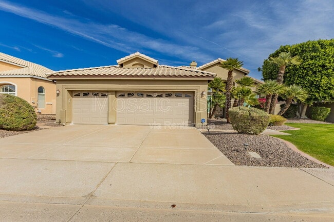 property at 2738 E Silverwood Dr