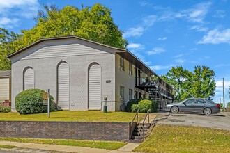 Avondale Forest in Birmingham, AL - Building Photo - Interior Photo