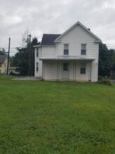 8512 Anthony Hwy in Waynesboro, PA - Building Photo - Building Photo