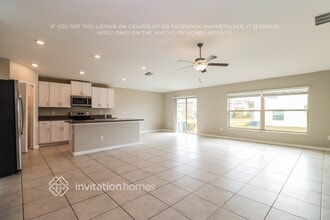 1593 Blue Rose Dr in Ruskin, FL - Building Photo - Building Photo