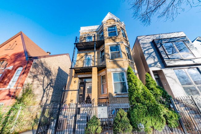 1707 N Fairfield Ave, Unit # 02