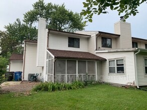 1341 Stewart St in Des Moines, IA - Building Photo - Building Photo