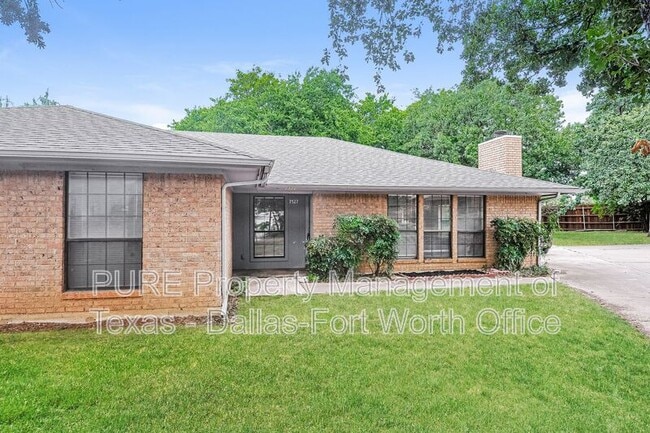 7527 Windhaven Rd