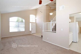 3062 Morning Springs Dr in Henderson, NV - Foto de edificio - Building Photo