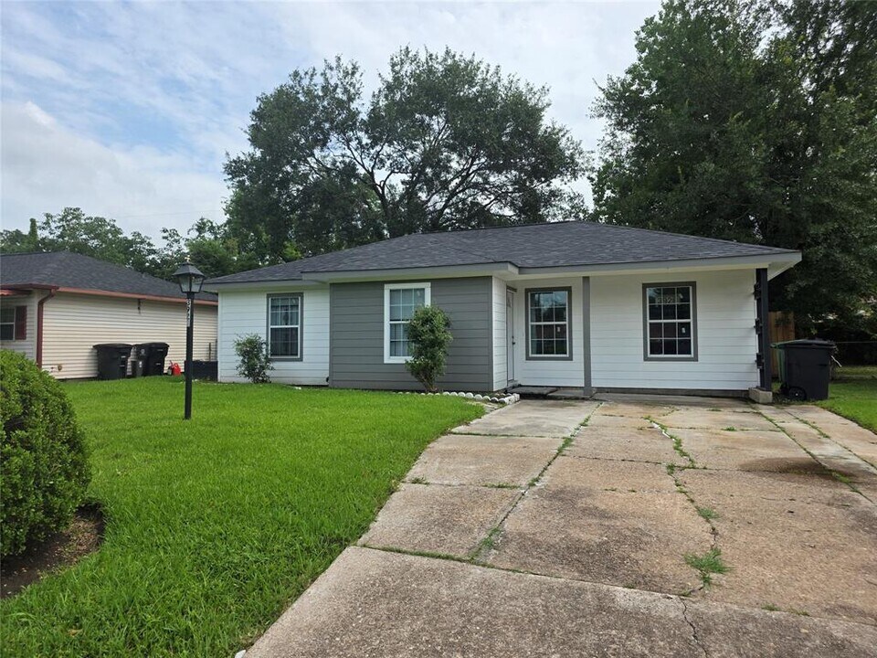 3926 Florinda St in Houston, TX - Building Photo