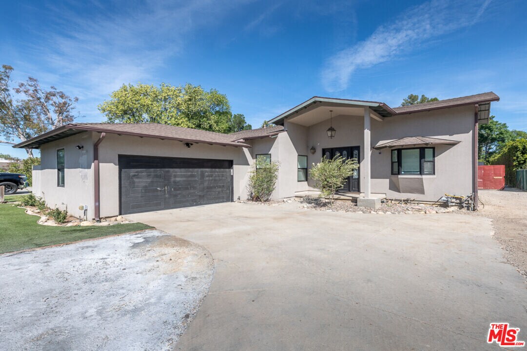22845 Dolorosa St in Los Angeles, CA - Building Photo