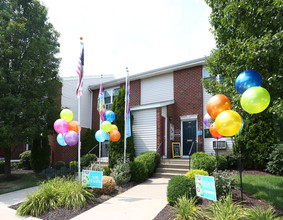 Mayflower Crossing Apartments in Wilkes-Barre, PA - Building Photo - Building Photo