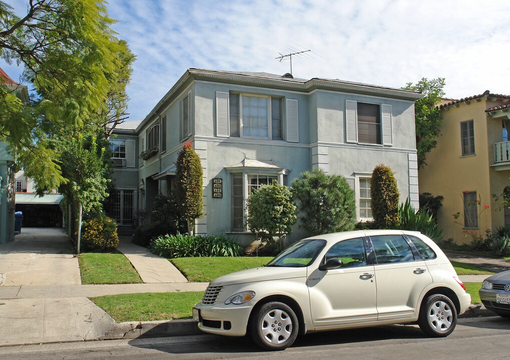 428 N Genesee Ave in Los Angeles, CA - Building Photo