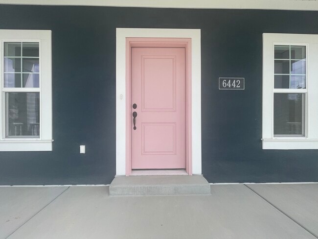 6442 S Jordan Pkwy in South Jordan, UT - Building Photo - Building Photo