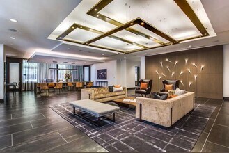 2525 CityWest Blvd in Houston, TX - Building Photo - Building Photo