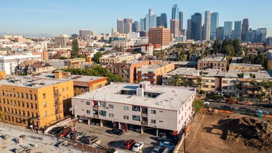 Westlake Arms Apartments in Los Angeles, CA - Building Photo - Building Photo