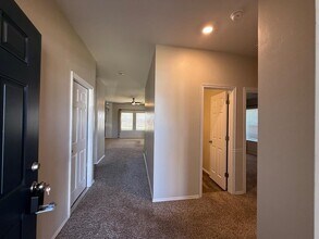 11016 NW 100th St in Yukon, OK - Building Photo - Building Photo