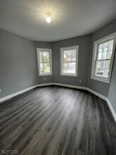 163 N 9th St in Newark, NJ - Building Photo - Building Photo