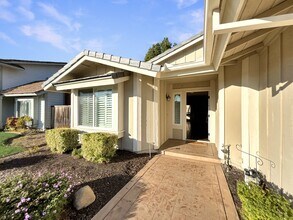 5 Cll Rienda in Rancho Santa Margarita, CA - Building Photo - Building Photo