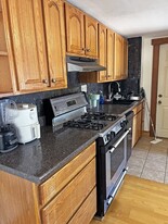 89 2nd St, Unit 2 Apartamentos