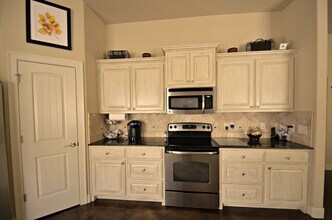 3625 W Mountain View Dr in Fayetteville, AR - Building Photo - Building Photo