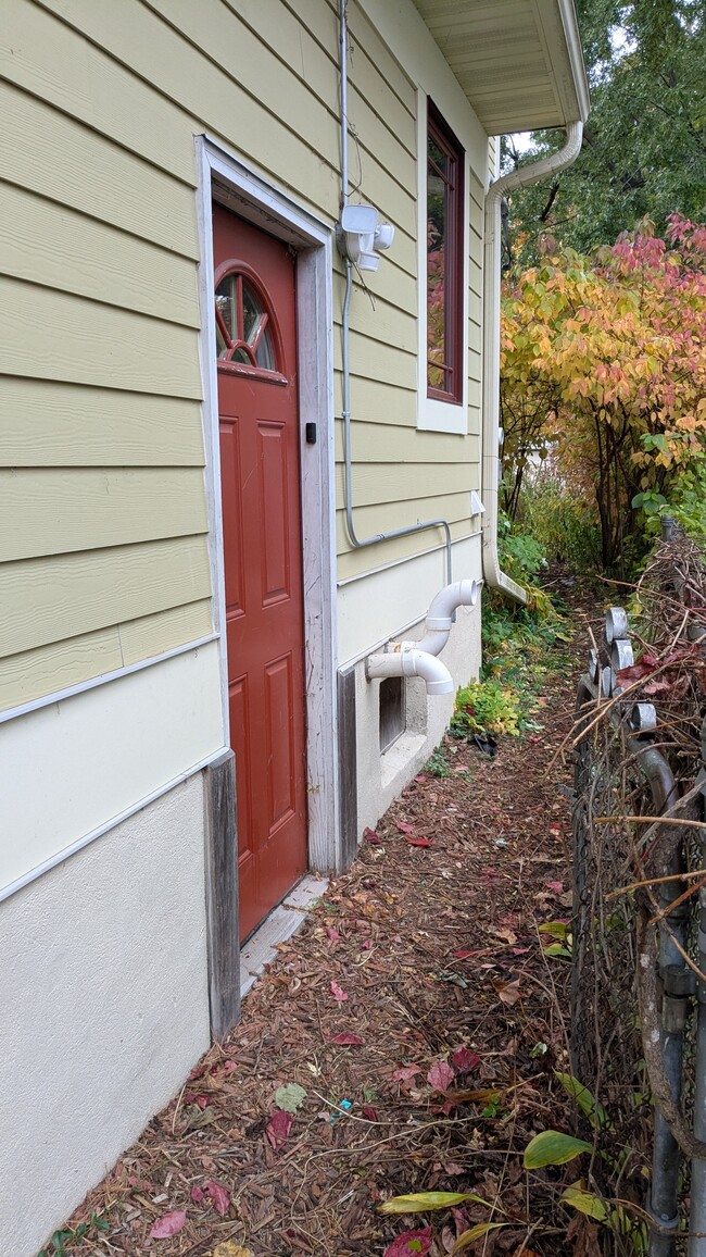 5244 41st Ave S in Minneapolis, MN - Building Photo - Building Photo