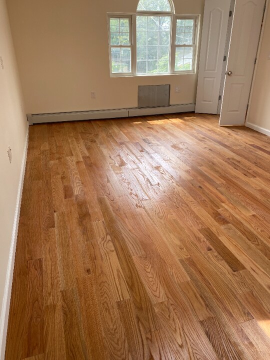 36-20 Parsons Blvd in Flushing, NY - Building Photo