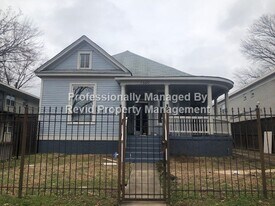 1640 Monroe Ave in Memphis, TN - Building Photo
