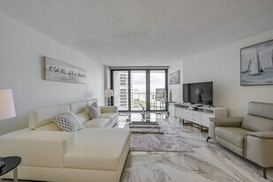 320 Seaview Ct, Unit SI FL12-ID1546091P in Marco Island, FL - Building Photo