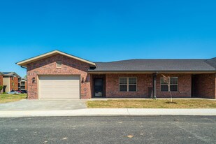 Redwood Garden Estates of Webb City Apartments