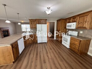 1624 Summer Way in Idaho Falls, ID - Building Photo - Building Photo