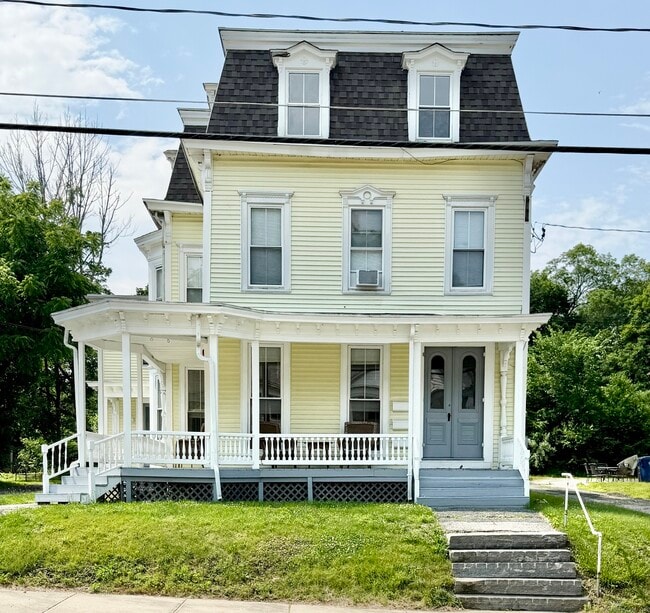 property at 117 Bridge St