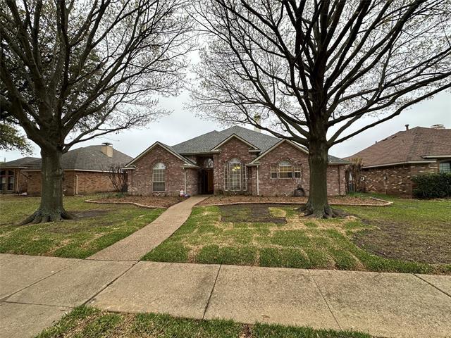 property at 906 Sycamore Creek Rd