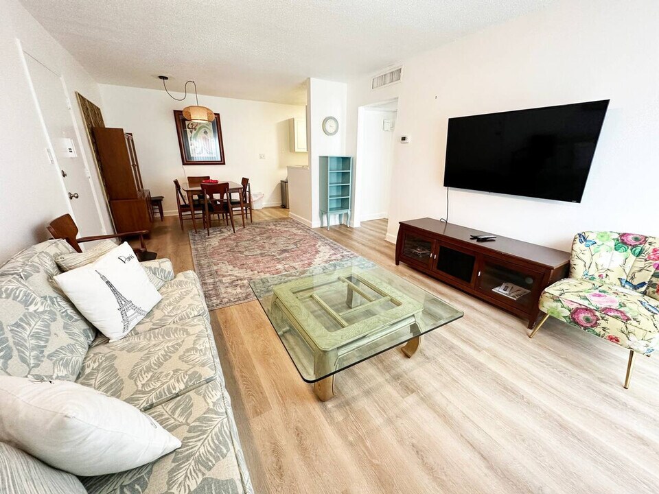 1700 SW 16th Ct in Gainesville, FL - Building Photo