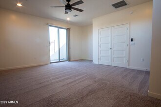 1270 E Curry Rd in Tempe, AZ - Building Photo - Building Photo