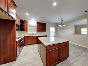 1019 Mule Deer Rd in Forney, TX - Foto de edificio - Building Photo