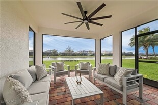 11661 Venetian Lagoon Dr in Ft. Myers, FL - Building Photo