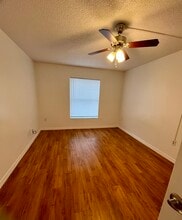 Laurel Hills Villas, a 55+ Community in Orlando, FL - Foto de edificio - Building Photo