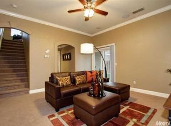 1873 Broad Stripes Way in Roseville, CA - Building Photo - Building Photo